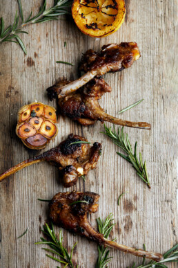 Baked lamb chops with fresh rosemary