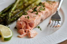 Grilled salmon and asparagus